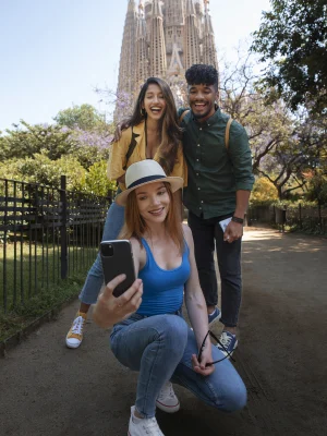 full-shot-smiley-friends-taking-selfie